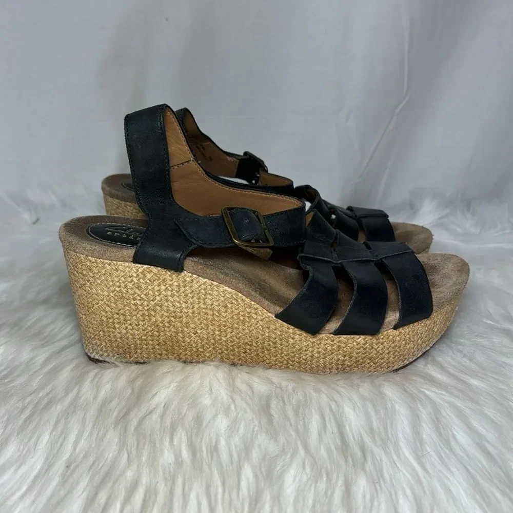 Clarks Artisan Caslynn HARP Wedge Sandals‎ Sz 8